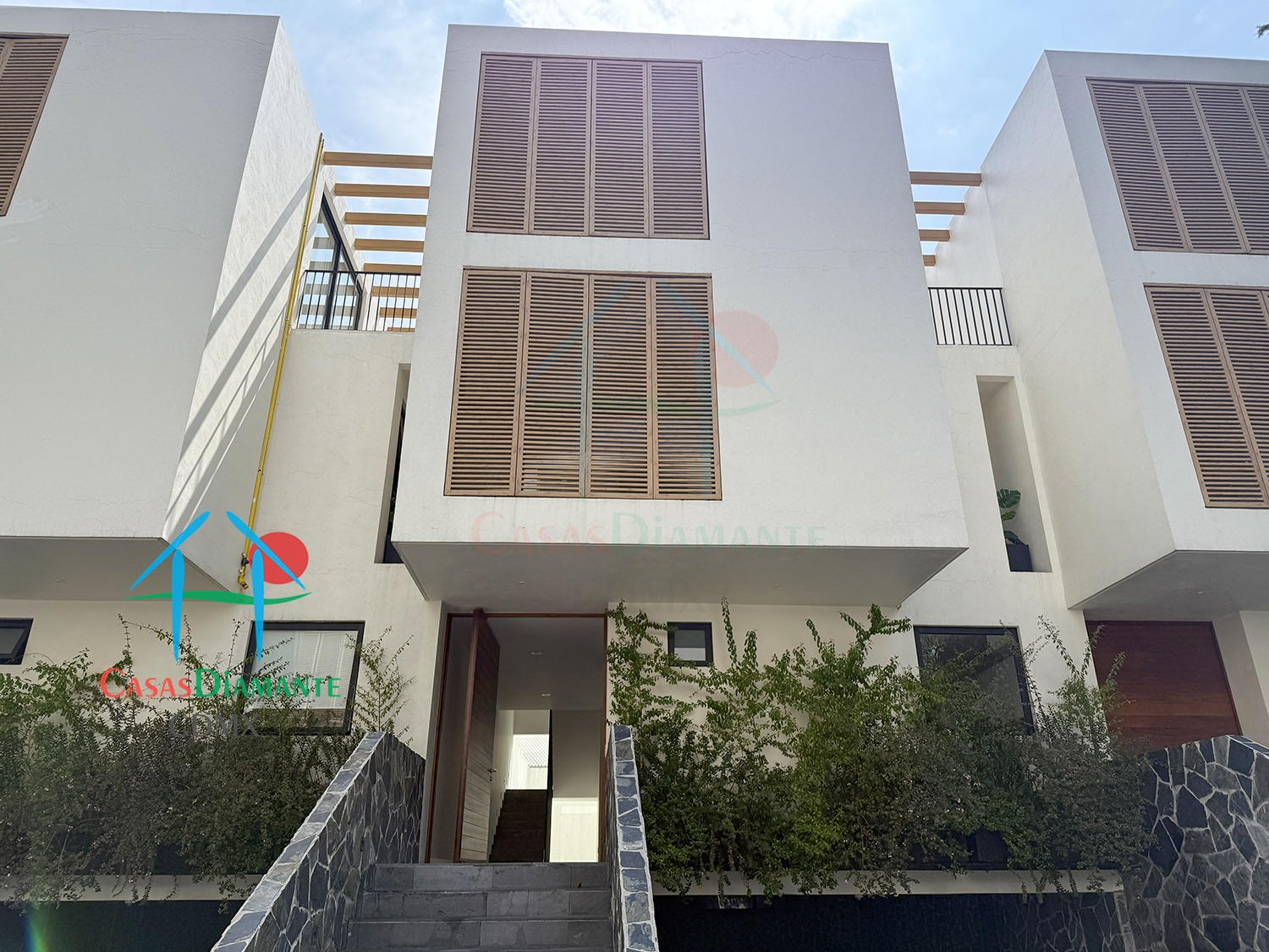 Las Águilas Verdun Casa E - Fachada 2 Las Águilas Verdun Casa E - Fachada 2